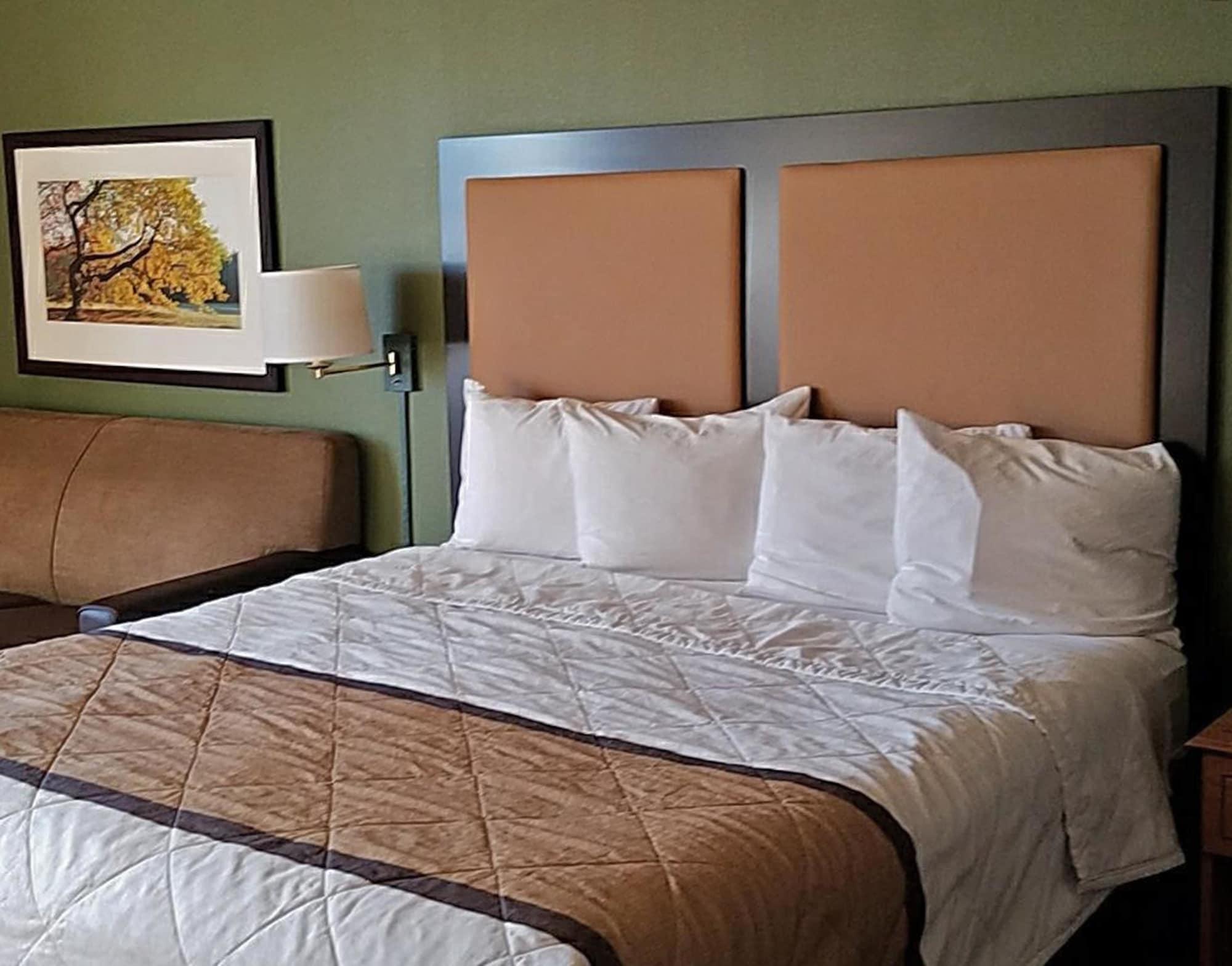 Extended Stay America Suites - Milwaukee - Брукфийлд Екстериор снимка