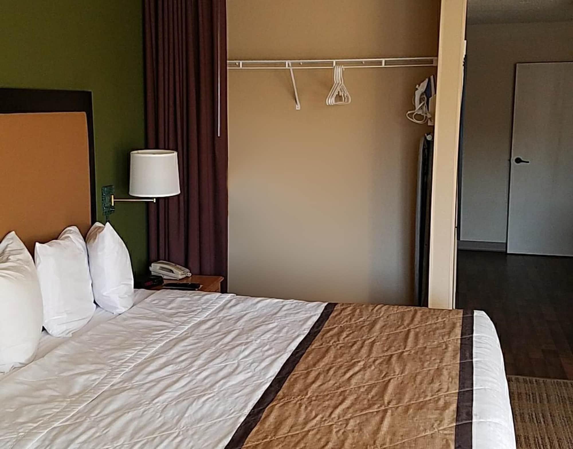 Extended Stay America Suites - Milwaukee - Брукфийлд Екстериор снимка