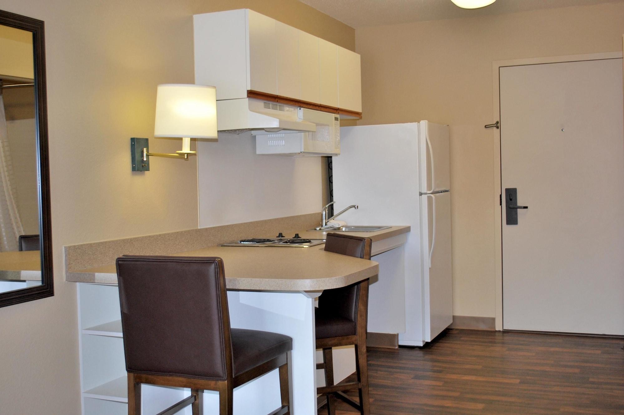 Extended Stay America Suites - Milwaukee - Брукфийлд Екстериор снимка