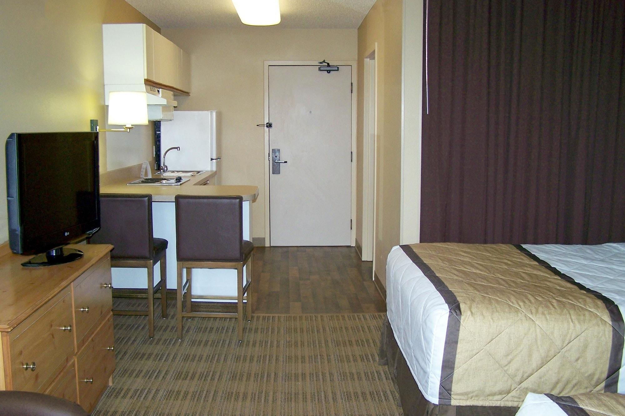 Extended Stay America Suites - Milwaukee - Брукфийлд Екстериор снимка